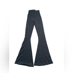 Aerie offline real me black high rise super flare leggings XS NWT